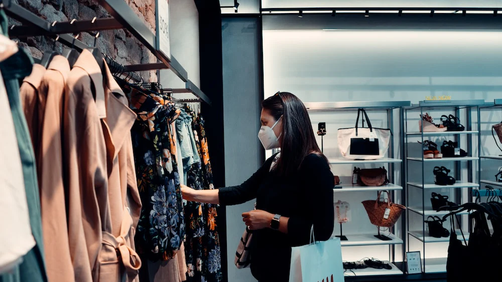 Discount Designer Fashion How to Shop Luxury Style for Less